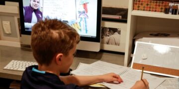 SEP publica horarios de clases a distancia; consúltalos aquí