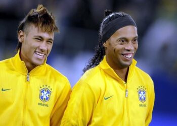 Ronaldinho queda libre tras 170 días en prisión