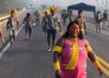 Indígenas de Brasil bloquean ruta amazónica en protesta