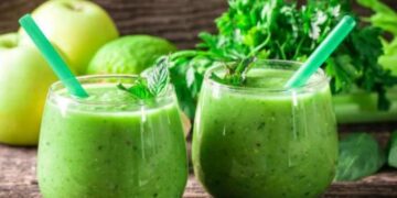 10 jugos verdes que puedes tomar en las mañanas