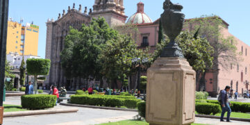 Retiraran los teléfonos públicos del Centro Histórico