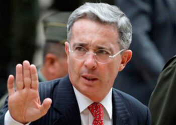 Corte Suprema de Justicia ordena la detención del expresidente Uribe