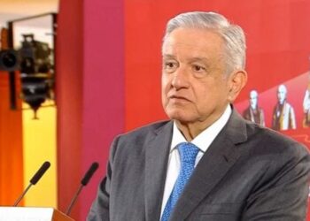 México tiene presupuesto suficiente para comprar las vacunas contra Covid-19: AMLO