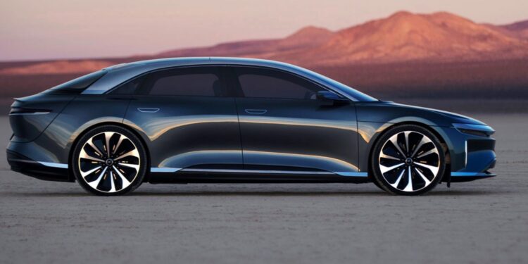 Motor Lucid Air desafía a Tesla con su recarga: 480 km de autonomía en 20 minutos