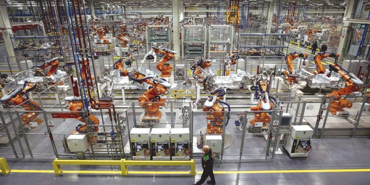 Actividad industrial cae en 31 estados de México