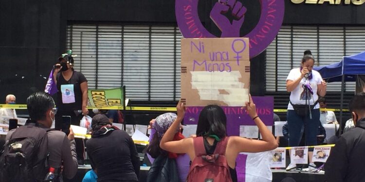 Marcha feminista en la Cdmx: conmemoran y exigen justicia por la muerte de Mari Chuy