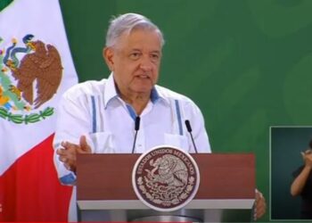 AMLO resalta disminución de la violencia en el puerto de Acapulco