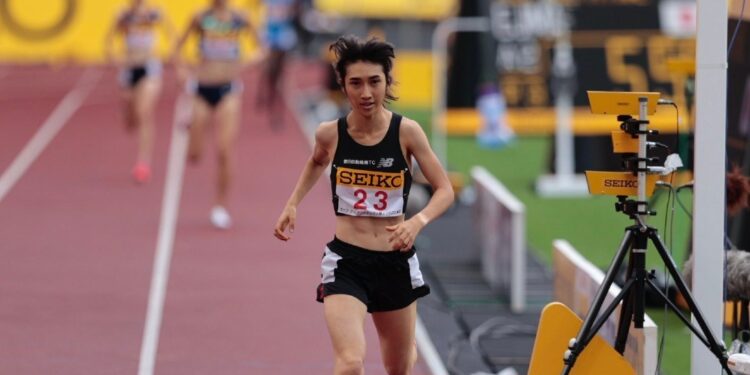 Atletismo estrena nuevo estadio olímpico de Tokio