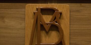 Subgobernador de Banxico prevé recuperación de economía en forma de “U”