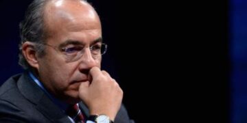 La UIF investiga círculo íntimo de Felipe Calderón