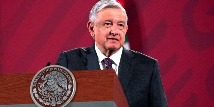 AMLO explica tres maneras de pedir consulta para enjuiciar a expresidentes