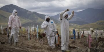 México llega a los 57 mil 023 muertos por coronavirus