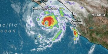 “Genevieve” se acerca a la Península de Baja California