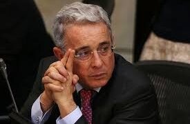 Expresidente de Colombia Álvaro Uribe, da positivo a Covid