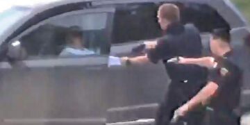 Policía dispara siete veces contra afroamericano en Wisconsin