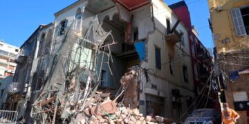 Cifra de muertos por explosión en Beirut aumenta a 135