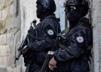 Ordenan arresto de jefes policiales por asesinato de periodistas en Venezuela