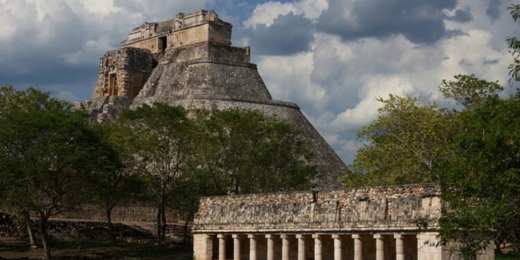 Uxmal, modelo para zonas arqueológicas