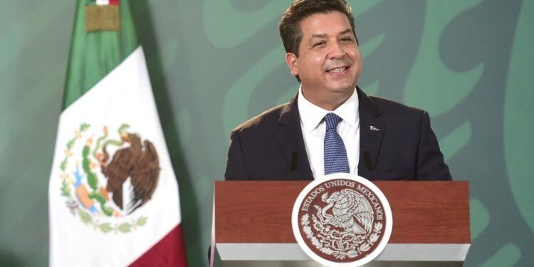 Gobernador de Tamaulipas se deslinda del narcotráfico frente a AMLO