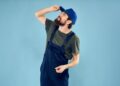 El overol masculino está de regreso y estos 8 looks lo comprueban
