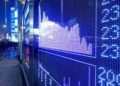 Precio del petróleo cae en EU tras huracán Laura