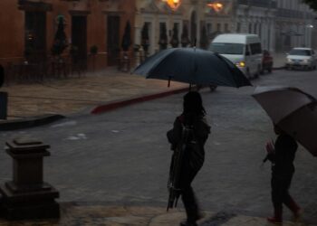 Pronostican lluvias torrenciales en Oaxaca y Chiapas