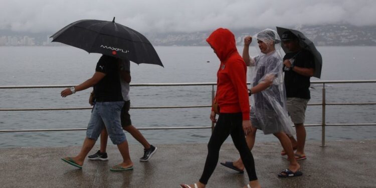 Onda tropical 25 provocará lluvias en Guerrero, Oaxaca, Veracruz y Chiapas