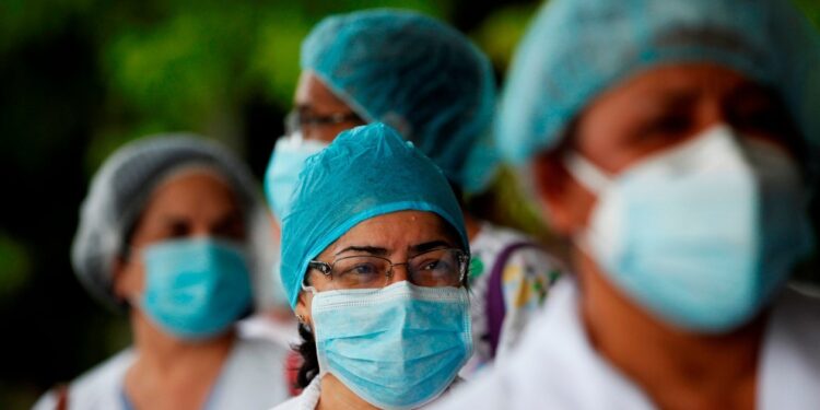 OMS espera que crisis del coronavirus termine en dos años