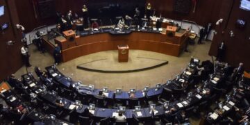 Quince senadores de Morena apoyan consulta popular para juzgar a expresidentes de México