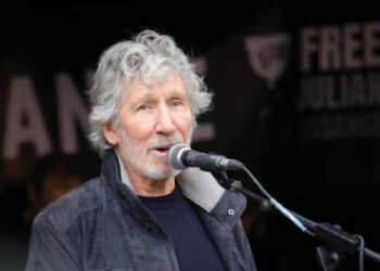 Roger Waters llama ‘rata’ al presidente de Chile