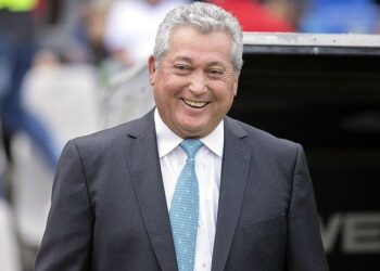 Víctor Manuel Vucetich, nuevo DT del Rebaño