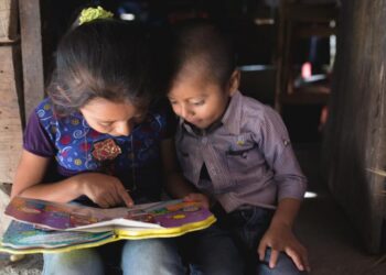 En LA 5 de cada 10 niños no tienen acceso a la educación a distancia