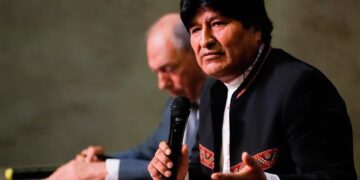 Gobierno de Bolivia denuncia a Evo Morales