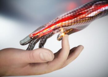 Diseñan piel electrónica que reacciona al dolor como la piel humana