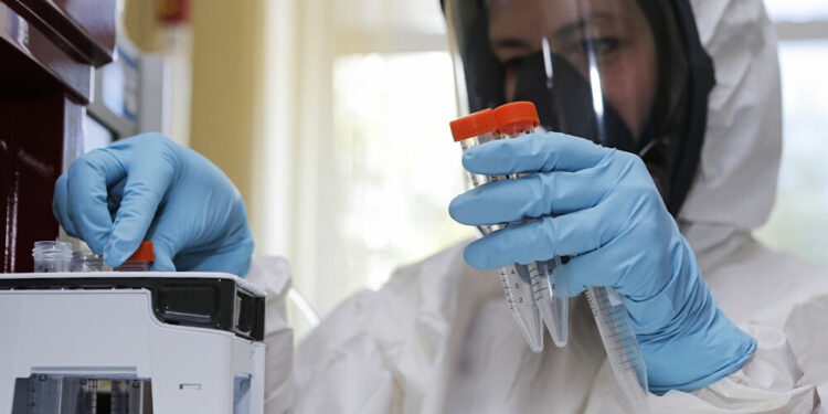 ¿Rusia manipuló los datos de la vacuna Sputnik V?