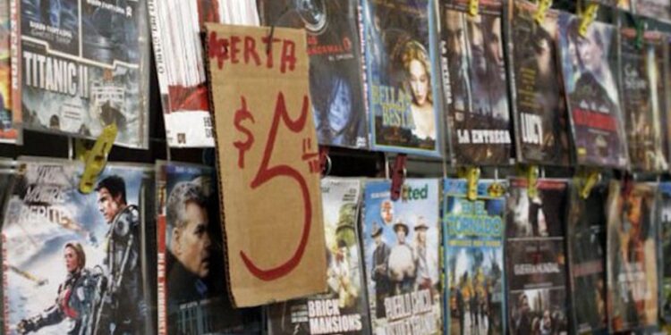 En México ocho de cada diez consumen piratería