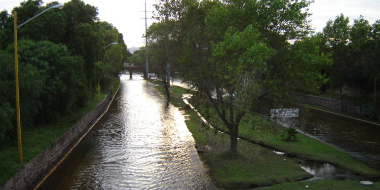 Dren central reduce a 6 horas desagüe del Río Santiago