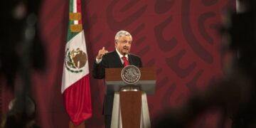 AMLO defiende la legalidad de consulta para enjuiciar expresidentes