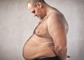 El vínculo entre la grasa abdominal y el cáncer de próstata