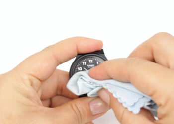 Cómo limpiar la correa de un reloj