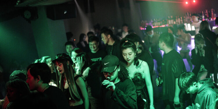 La reactivación en los clubes de Wuhan