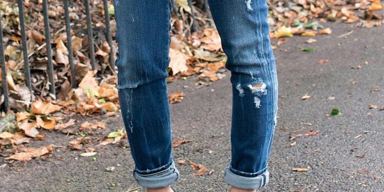 Cómo doblar tus jeans con estilo