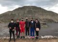Reabren Teotihuacán; pese a lluvia, llegan visitantes