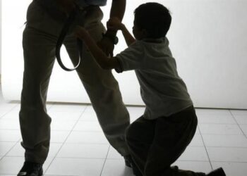 Senado prohíbe el castigo corporal como método disciplinario para menores