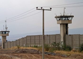 Cierran penal de Puente; reos serán trasladados a otras cárceles