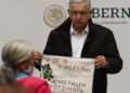 AMLO pide disculpas a nombre del Estado mexicano por desaparición de los 43 normalistas de Ayotzinapa