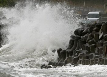 Evacuadas más de 5 millones de personas en Japón por avance del tifón Haishen