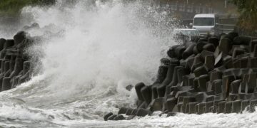 Evacuadas más de 5 millones de personas en Japón por avance del tifón Haishen