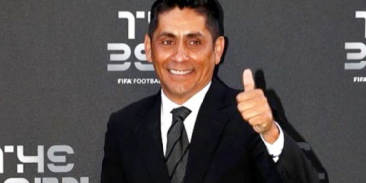 Jorge Campos considera postularse para gobernador de Guerrero