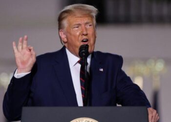 Avión lleno de matones buscaba perjudicar Convención Republicana: Trump